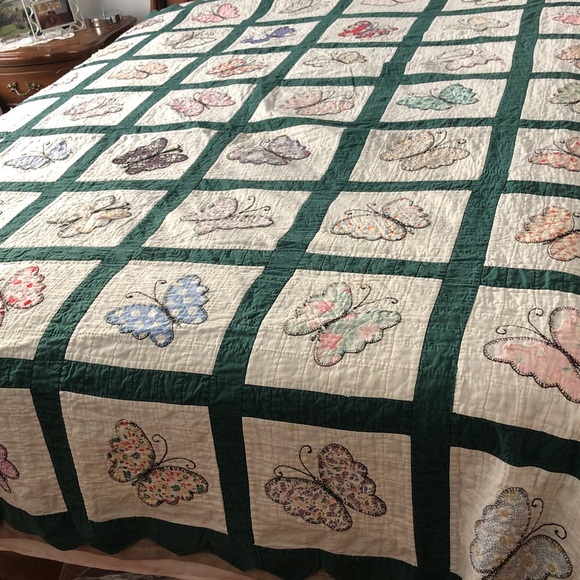 Hand Crafted Other - Hand stitched appliqué Butterflies quilt